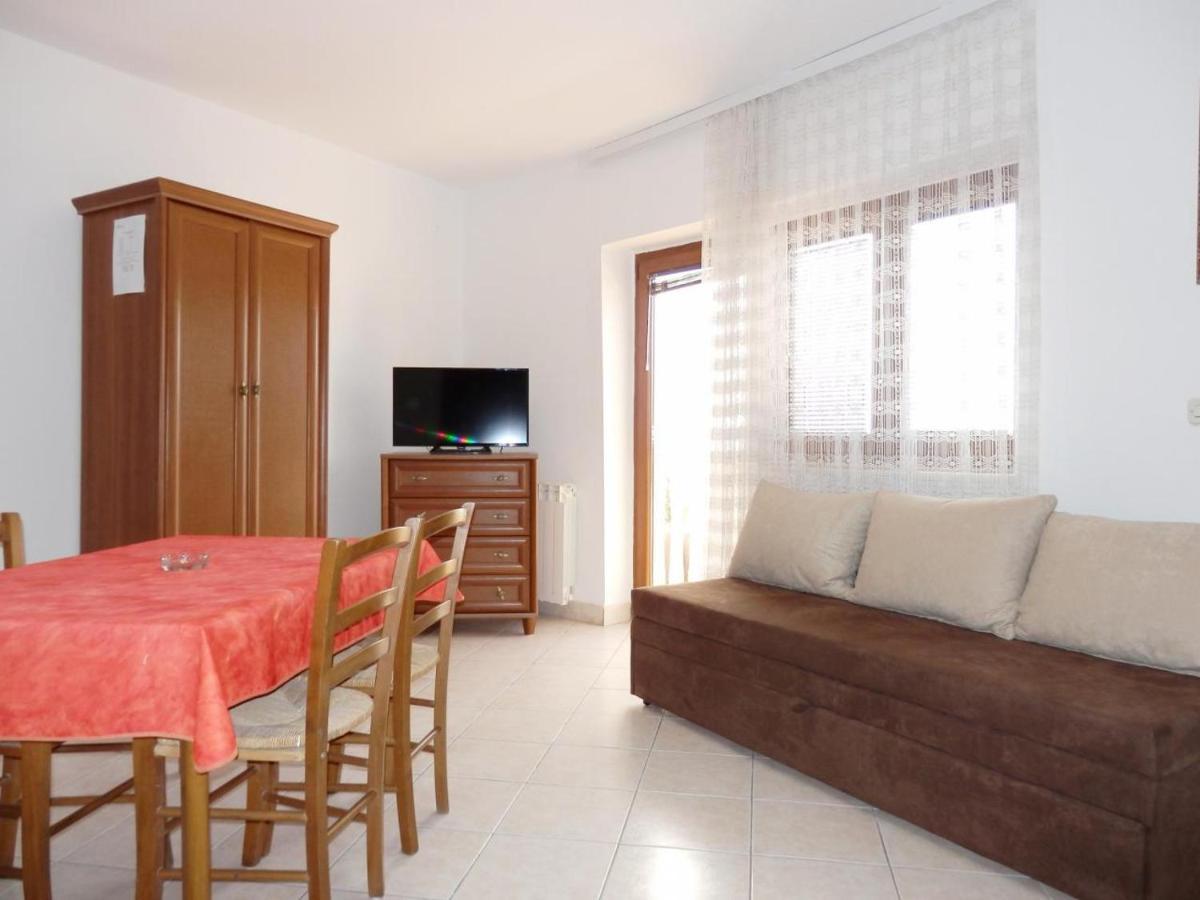 Idila Sea Front Apartments Medulin Exterior photo