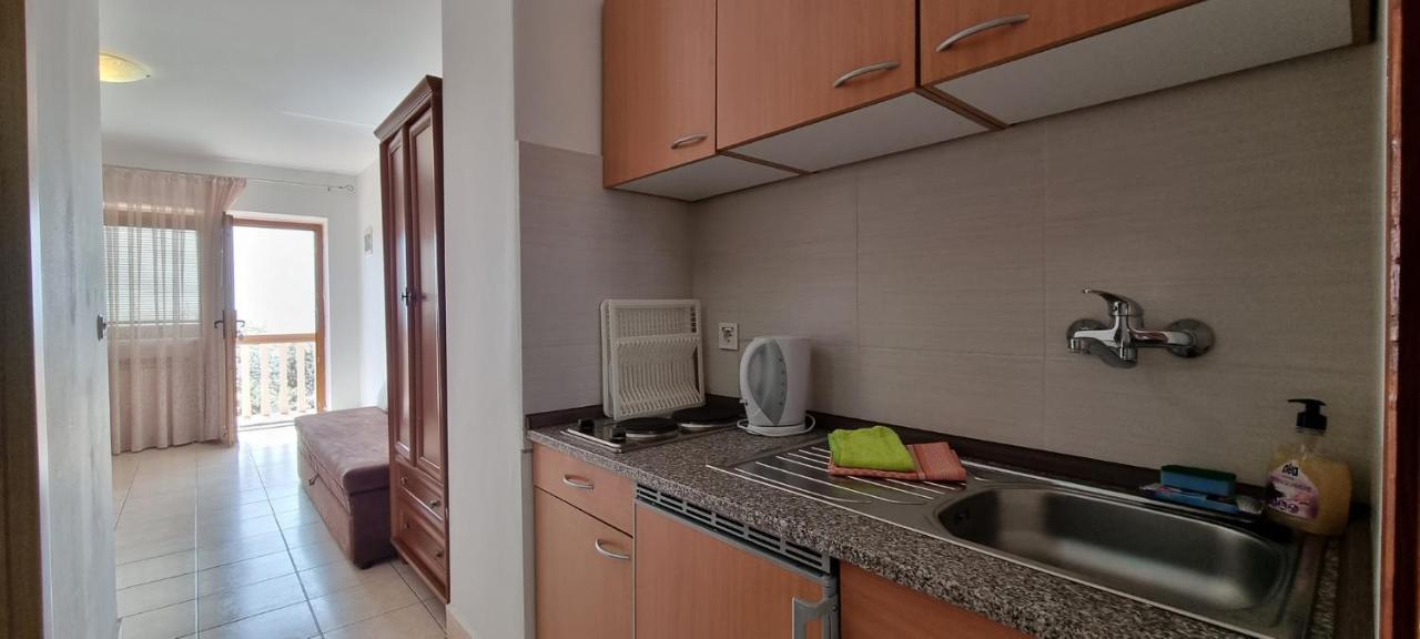 Idila Sea Front Apartments Medulin Exterior photo